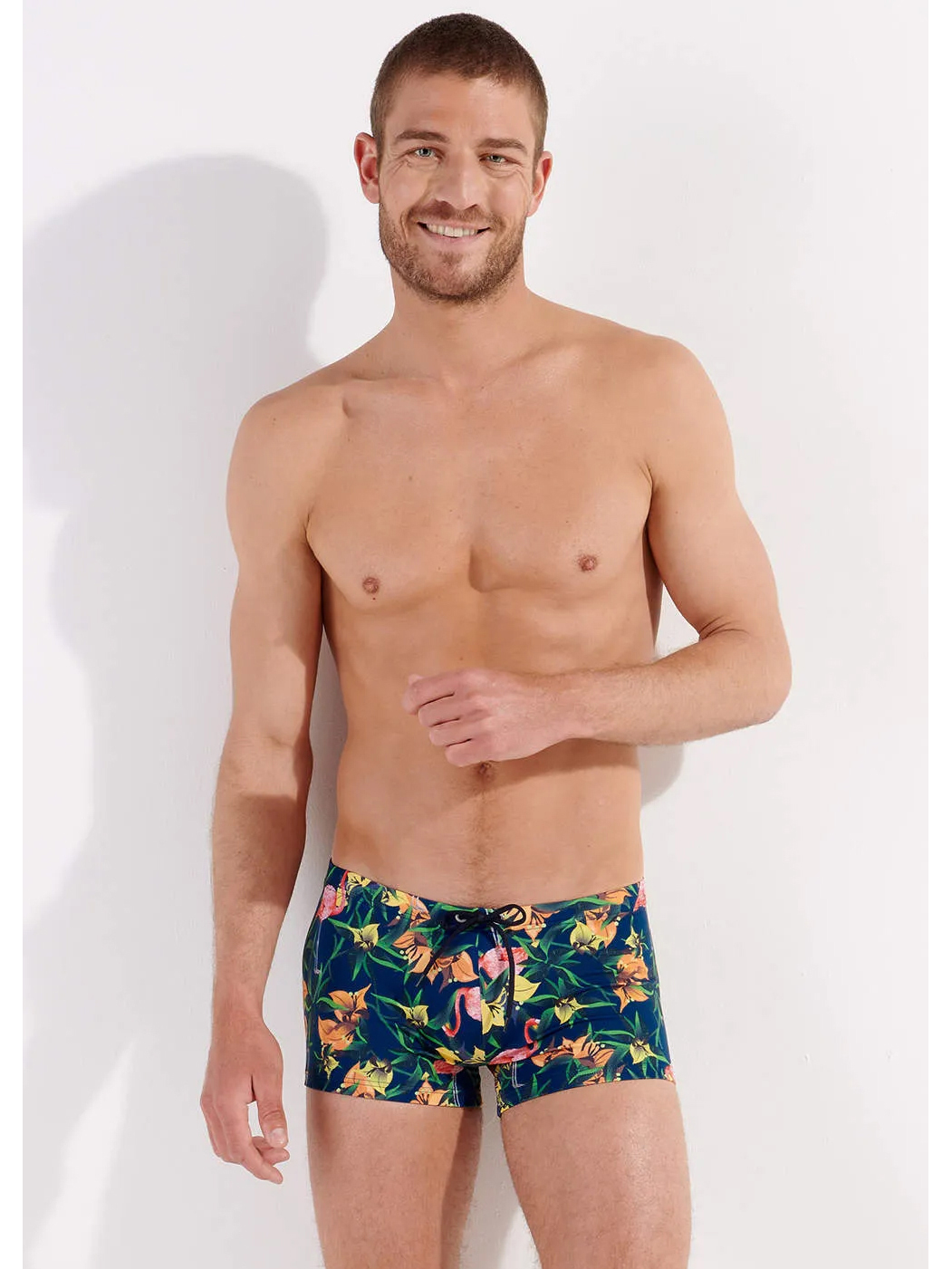 Плавки-боксеры мужские HOM 40-2765 тёмно-синие с цветным принтом
