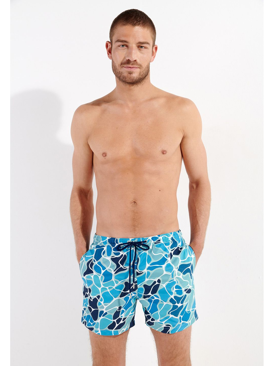 Пляжные шорты мужские HOM 40-2743 с бирюзово-голубым принтом